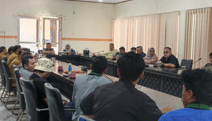 Aspirasi HMI Soal BBM Subsidi Ditanggapi DPRD, RDP Ditunda karena SPBU Absen
